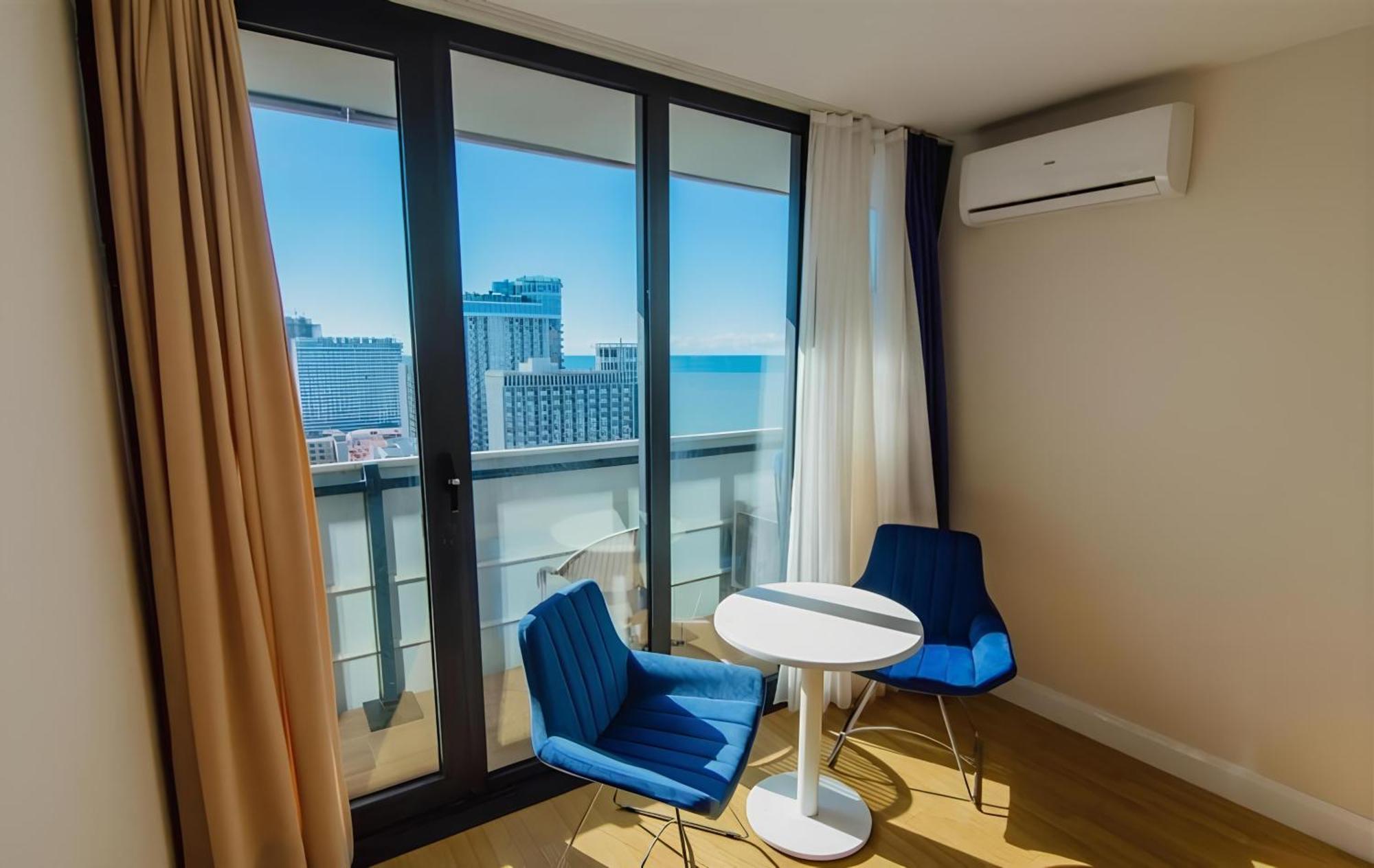 Panorama Seaview Batumi Lux Orbi City Zewnętrze zdjęcie
