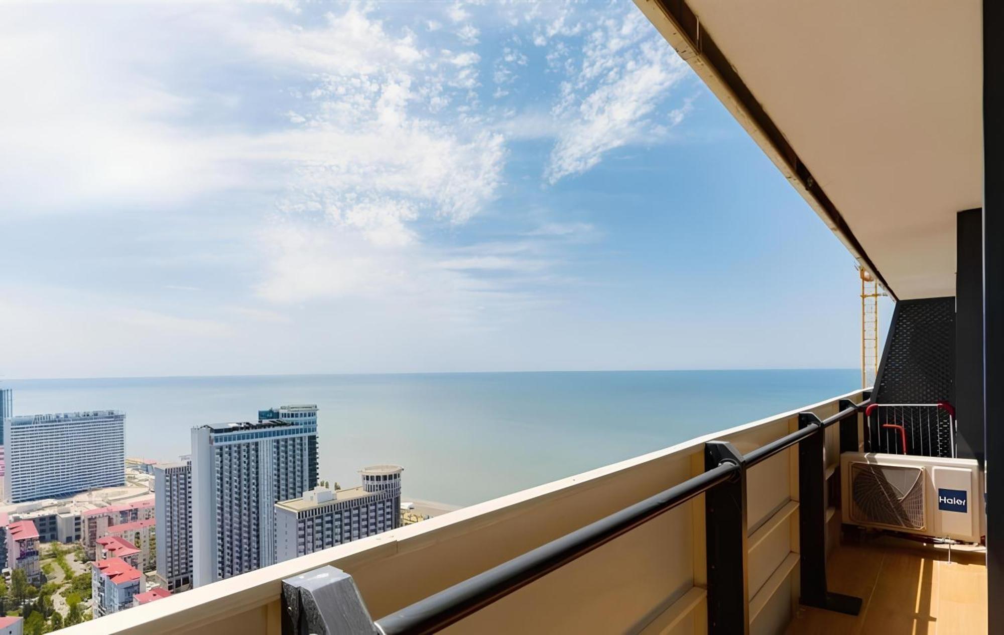 Panorama Seaview Batumi Lux Orbi City Zewnętrze zdjęcie