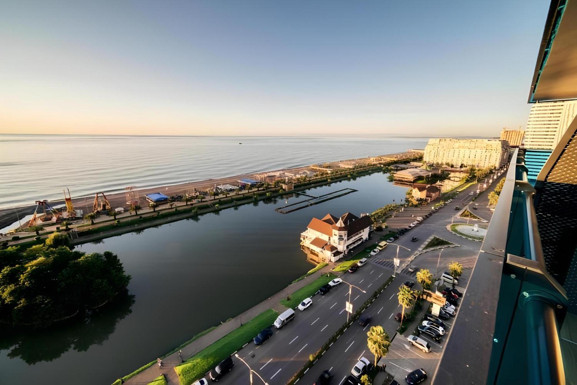 Panorama Seaview Batumi Lux Orbi City Zewnętrze zdjęcie